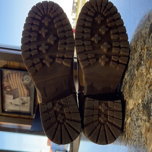 MIA Lug Boot - Picture 6 of 6